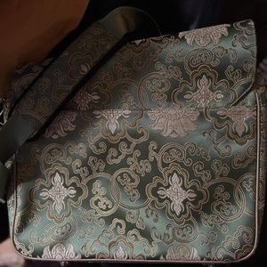 Abbi New York Jade Laptop / Messenger Bag